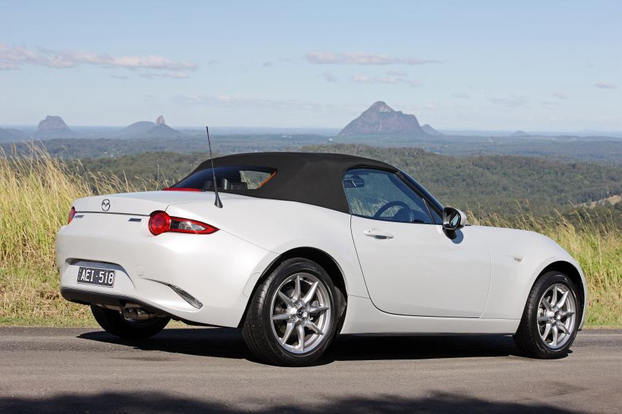  Mazda MX-5 2015 года  (AU) (фото 13 из 30)